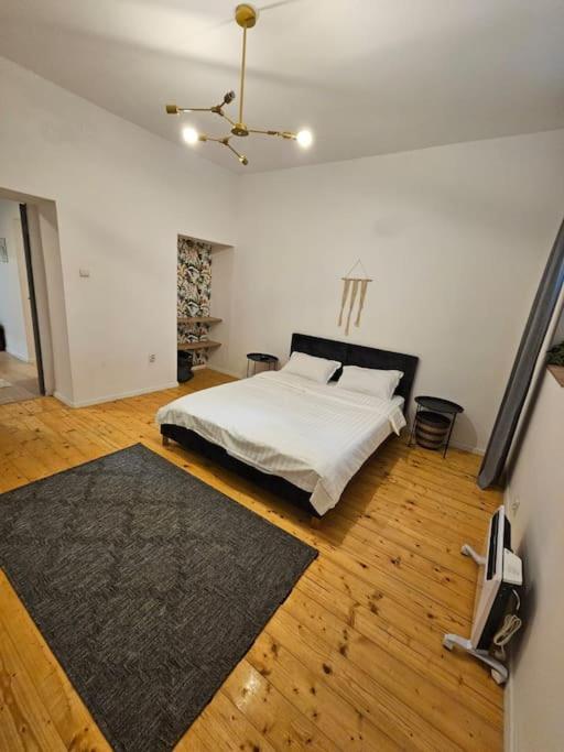 Heart Of City Center 4Br 2Bath 10 Pers Bucarest Exterior foto