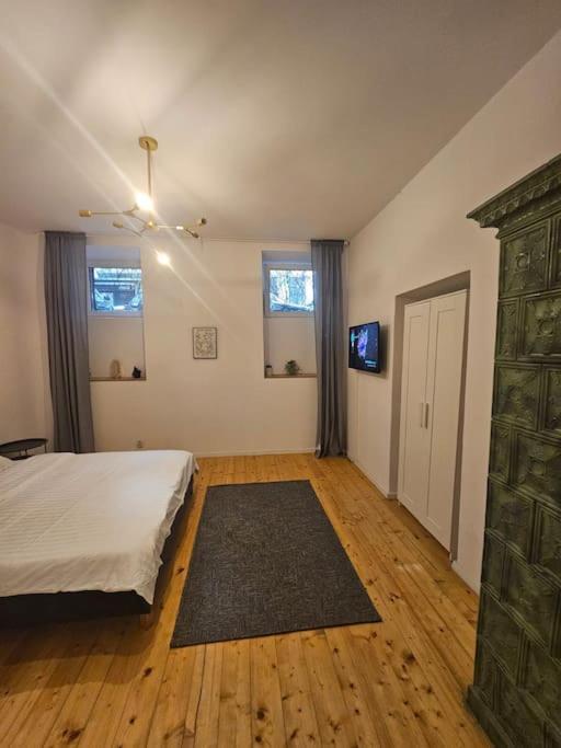 Heart Of City Center 4Br 2Bath 10 Pers Bucarest Exterior foto